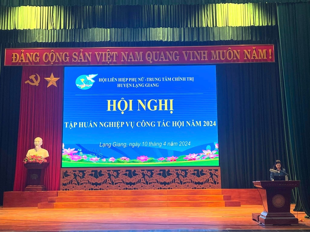 Hội LHPN huyện Lạng Giang tổ chức Hội nghị tập huấn nghiệp vụ công tác Hội năm 2024|https://hlhpn.bacgiang.gov.vn/chi-tiet-tin-tuc/-/asset_publisher/M0UUAFstbTMq/content/hoi-lhpn-huyen-lang-giang-to-chuc-hoi-nghi-tap-huan-nghiep-vu-cong-tac-hoi-nam-2024